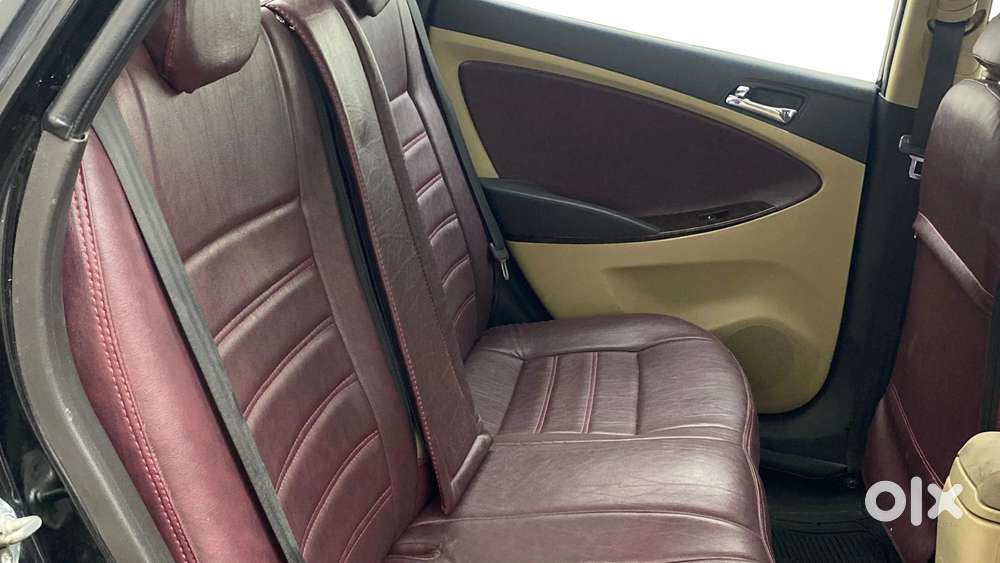 Hyundai Verna Fluidic 1.6 Vtvt Sx, 2014, Petrol