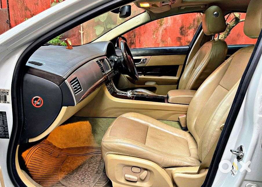 Jaguar Xf Petrol R V8, 2011, Petrol