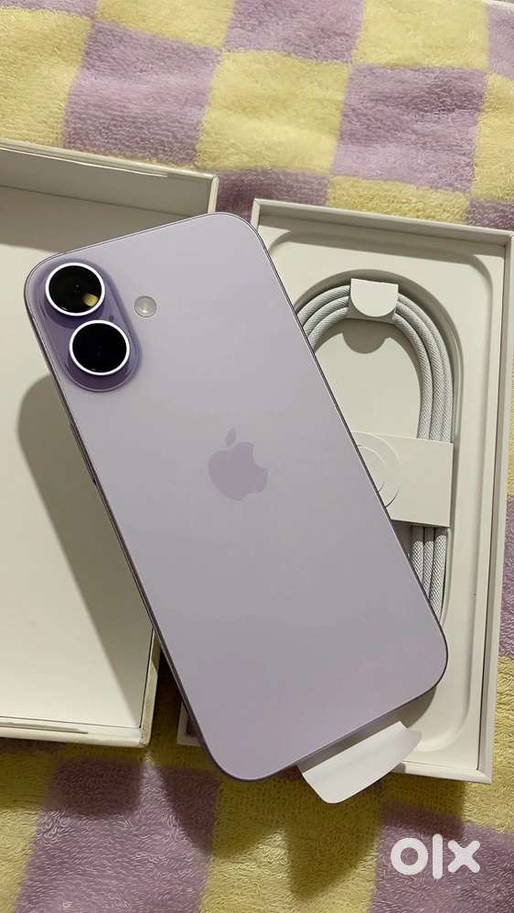 I phone 17 new model buy date on October 15
