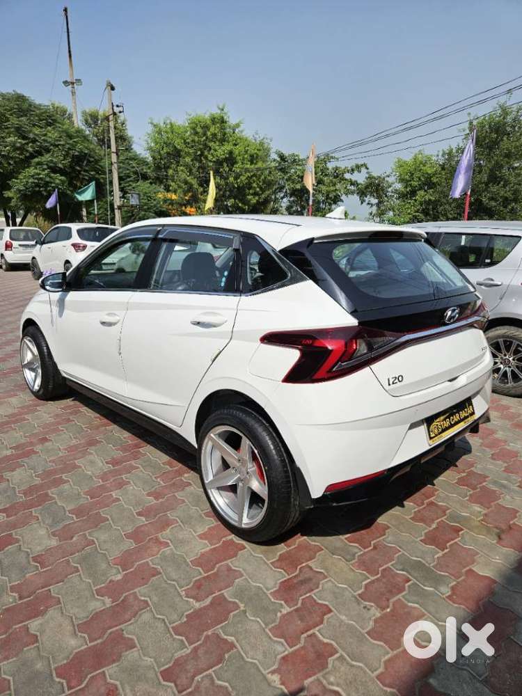 Hyundai I20 Sportz 1.2 Bs-iv, 2022, Petrol