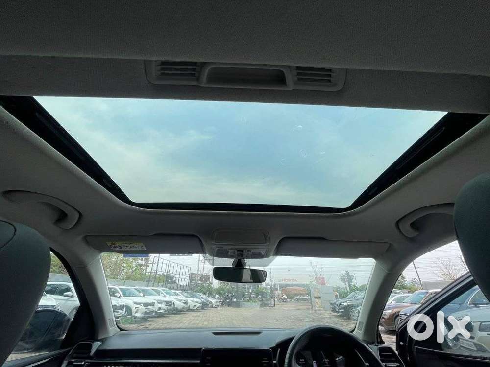 Skoda Kushaq 1.0 Tsi Style At (6 Airbags), 2024, Petrol