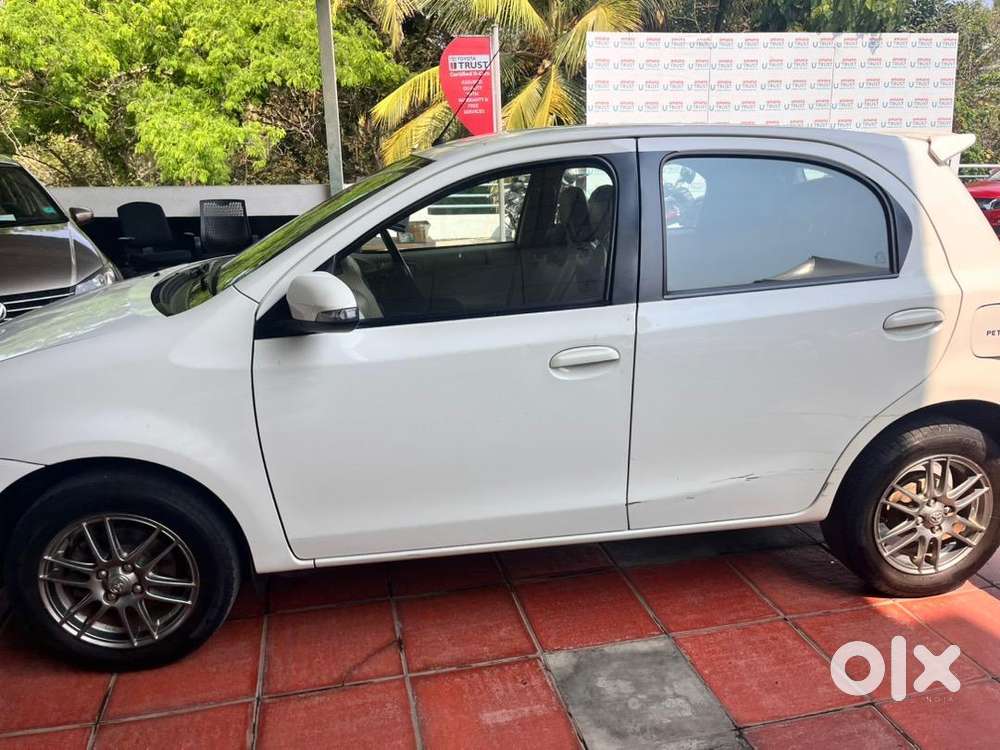 Toyota Etios Liva 2018 Petrol 80000 Km Driven
