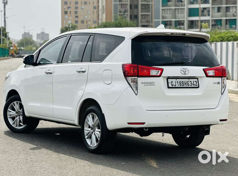 Toyota Innova Crysta 2.8z Automatic, 2017, Diesel