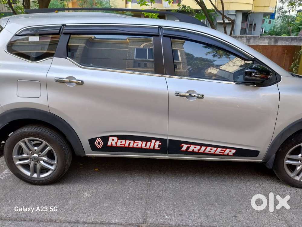 Renault Triber Rxz, 2024, Petrol