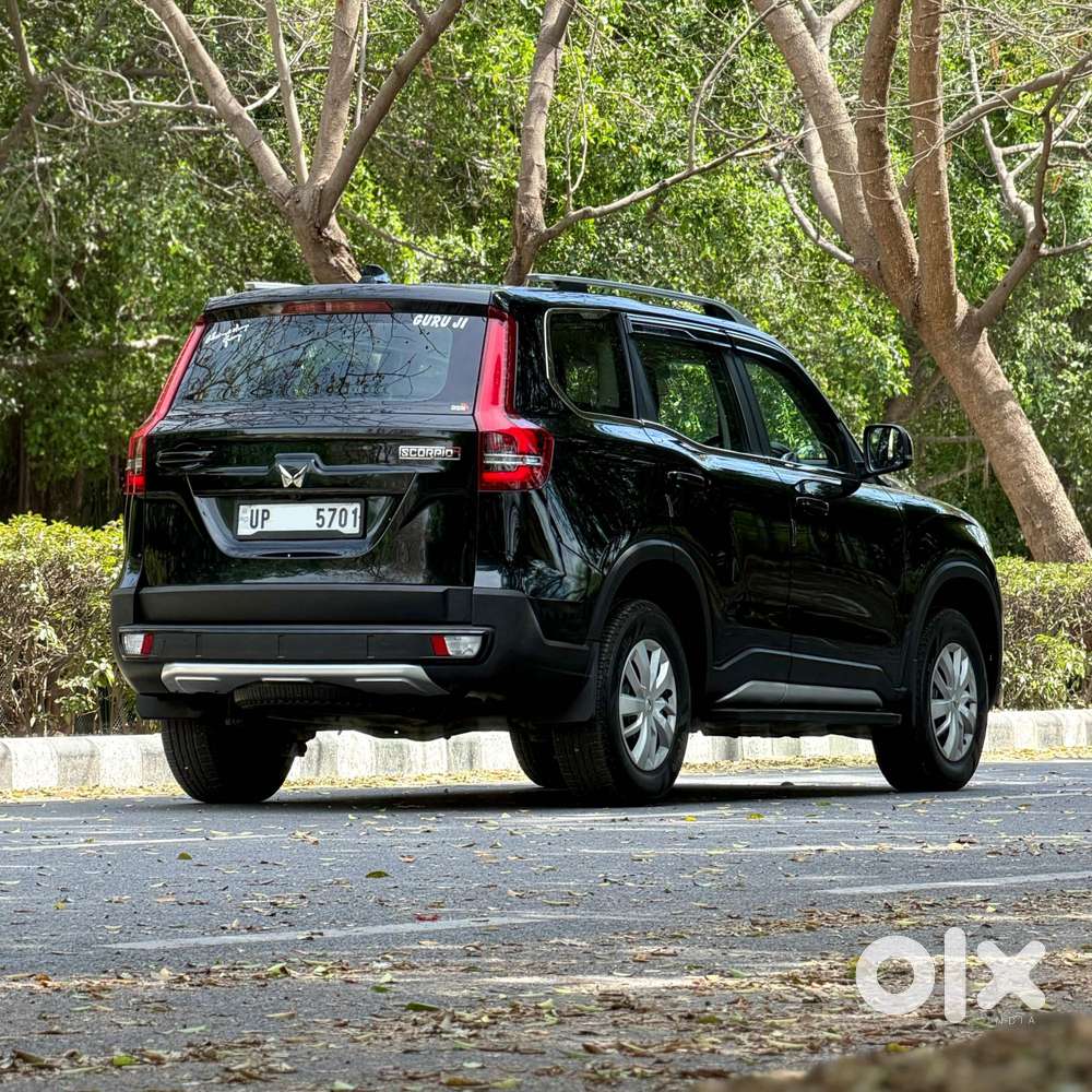Mahindra Scorpio N Z2 Petrol Mt 7 Str, 2024, Petrol