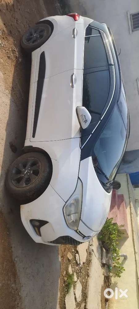 Hyundai Grand I10 2018 Diesel 122300 Km Driven