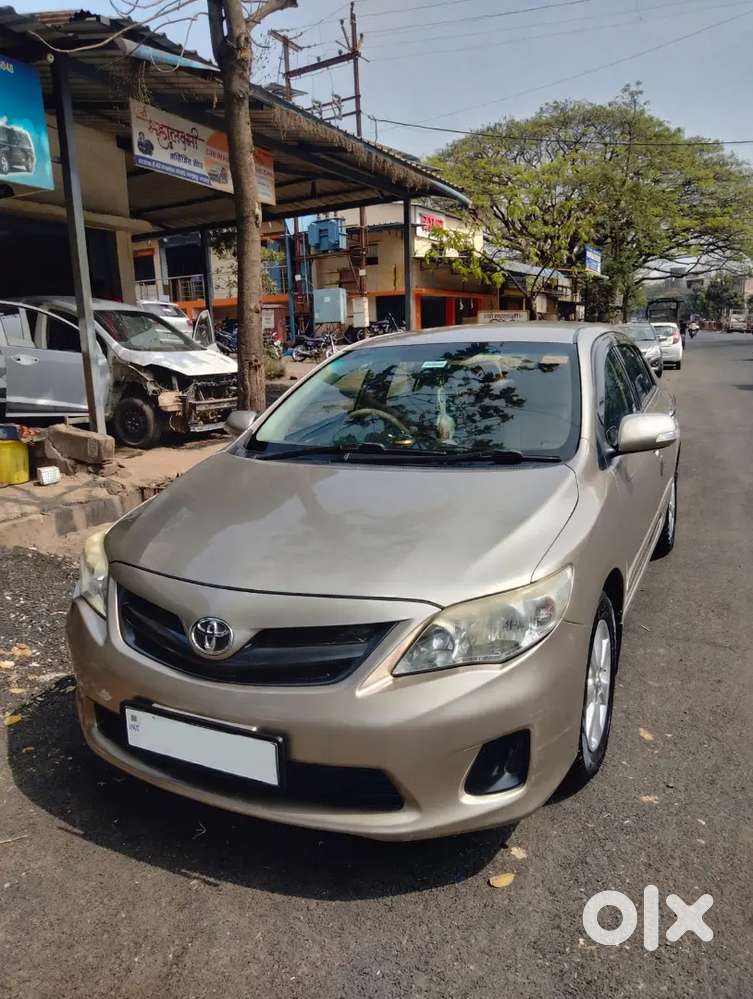 Toyota Corolla Altis 2011