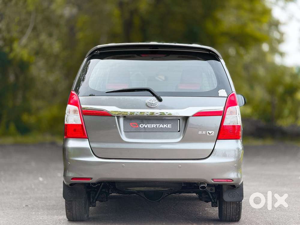 Toyota Innova 2.5 Vx 7 Str Bs-iii, 2014, Diesel