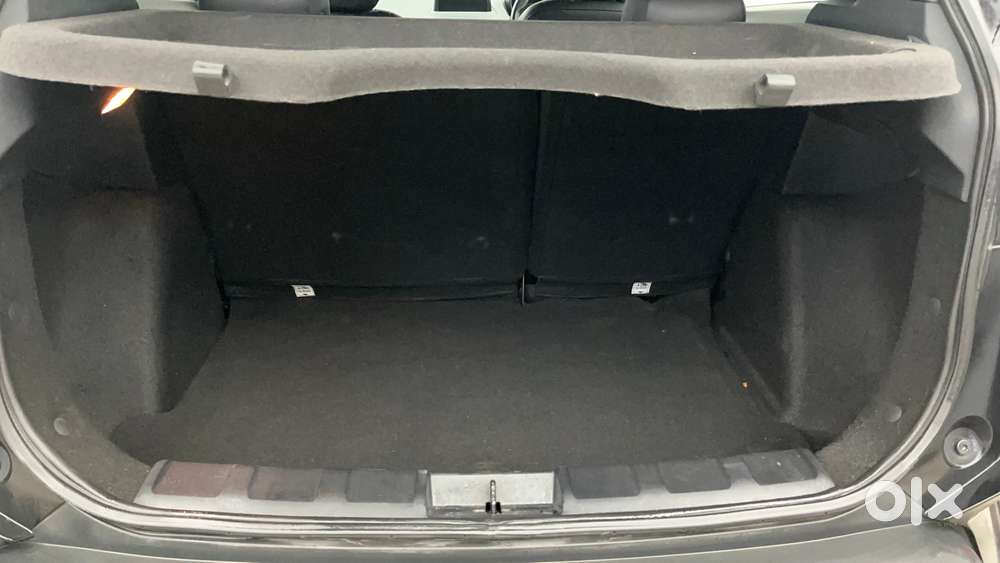 Tata Nexon 1.2 Revotron Xz Plus (l) Dark Edition, 2023, Petrol