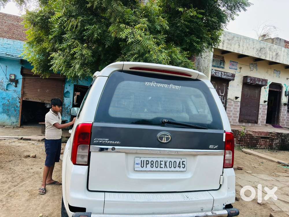 2017 Tata Safari Storme Diesel Manual