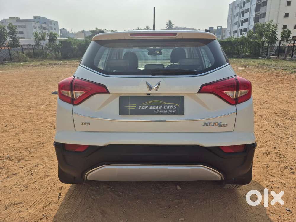 Mahindra Xuv300 W8 Option, 2022, Petrol