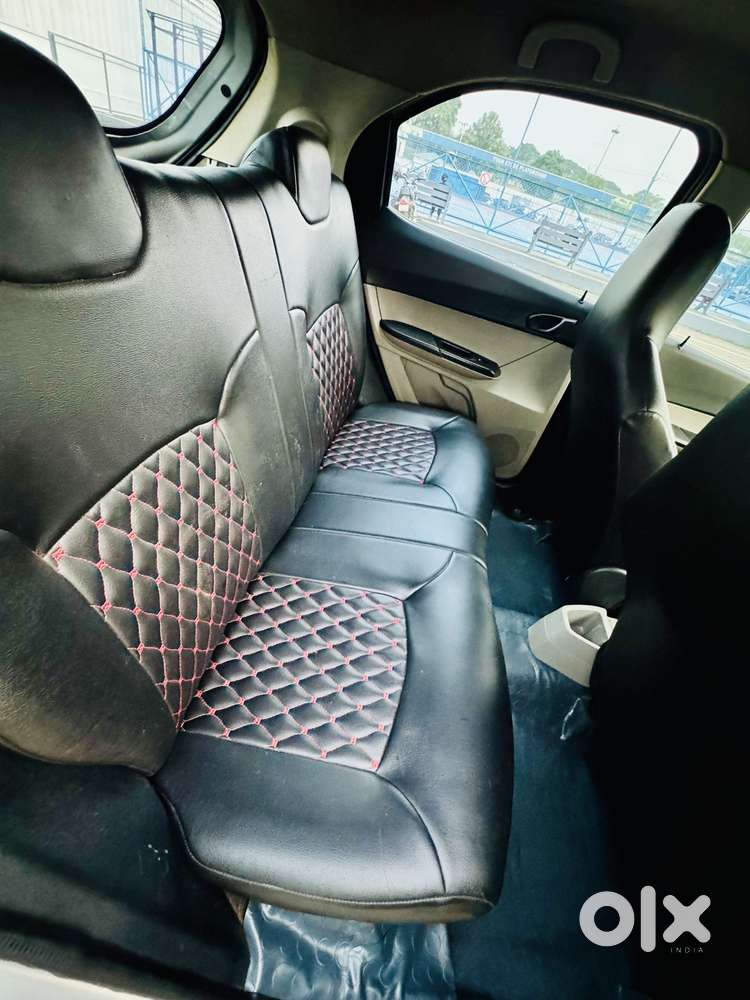 Tata Tiago 1.2 Revotron Xt (o), 2017, Petrol