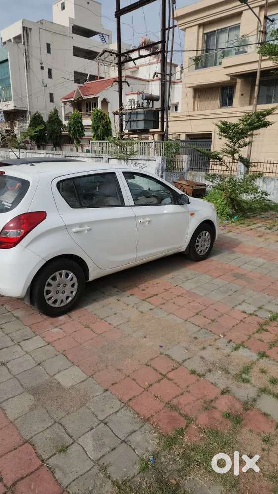 Hyundai I20 Magna Petrol 2011
