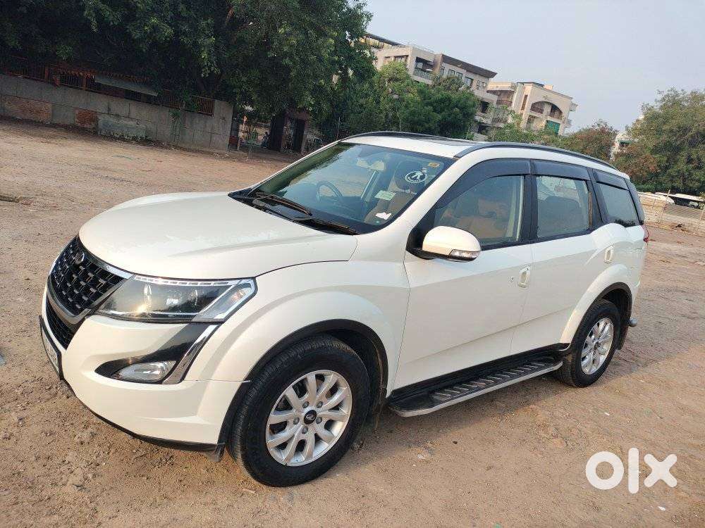 Mahindra Xuv500 W9, 2018, Petrol