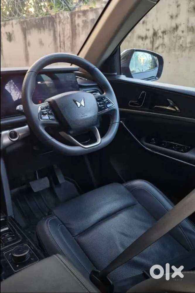 Mahindra Xuv700 Diesel 2025