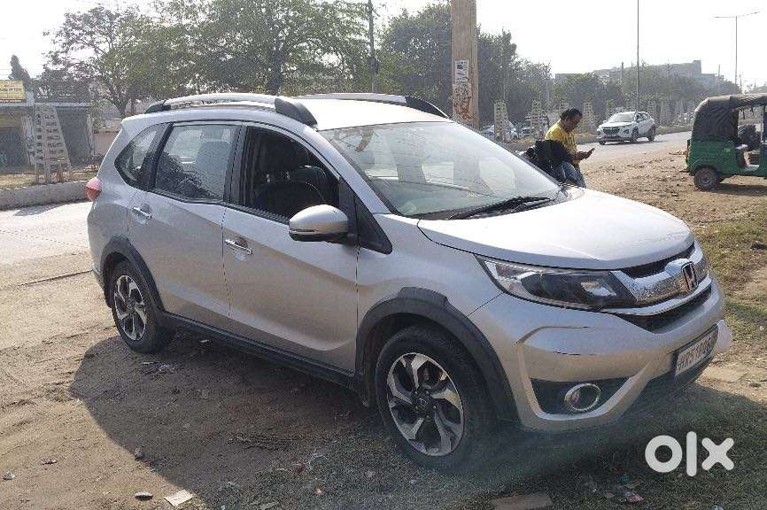 Honda Br-v Style Edition V Cvt, 2017, Petrol