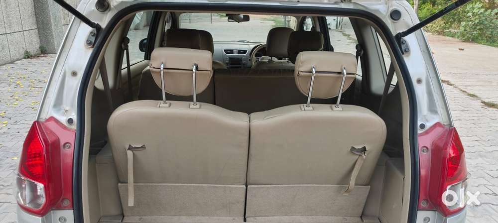 Maruti Suzuki Ertiga Vxi At, 2017, Petrol