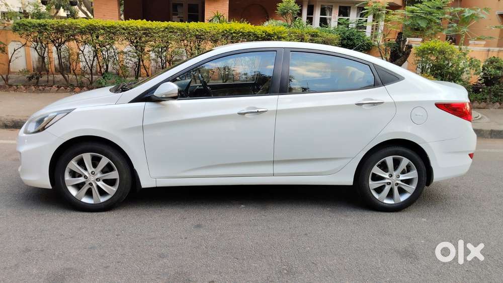Hyundai Verna Fluidic 1.6 Vtvt Sx Opt, 2013, Petrol
