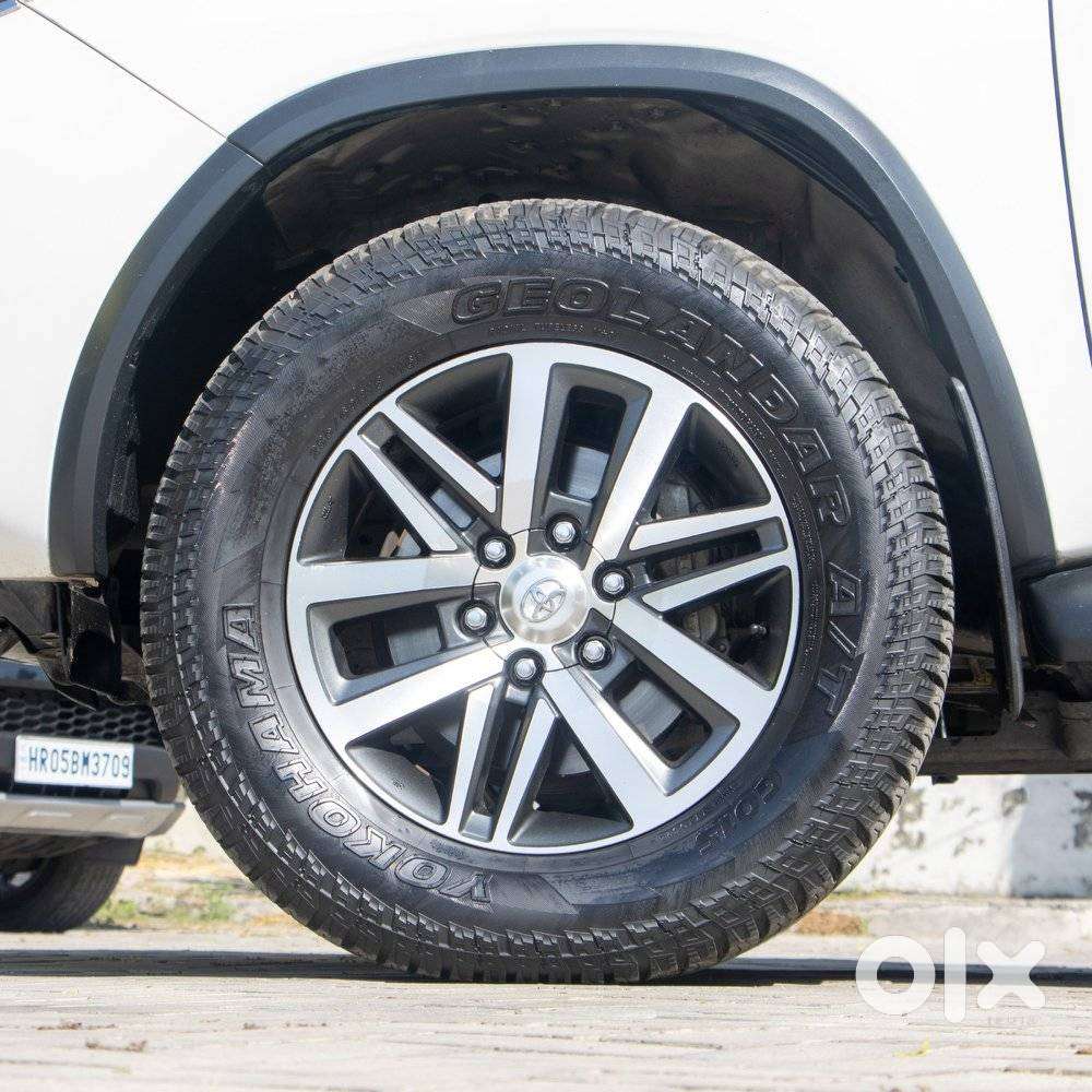 Toyota Fortuner 4x2 At 2.8 Diesel, 2021, Diesel