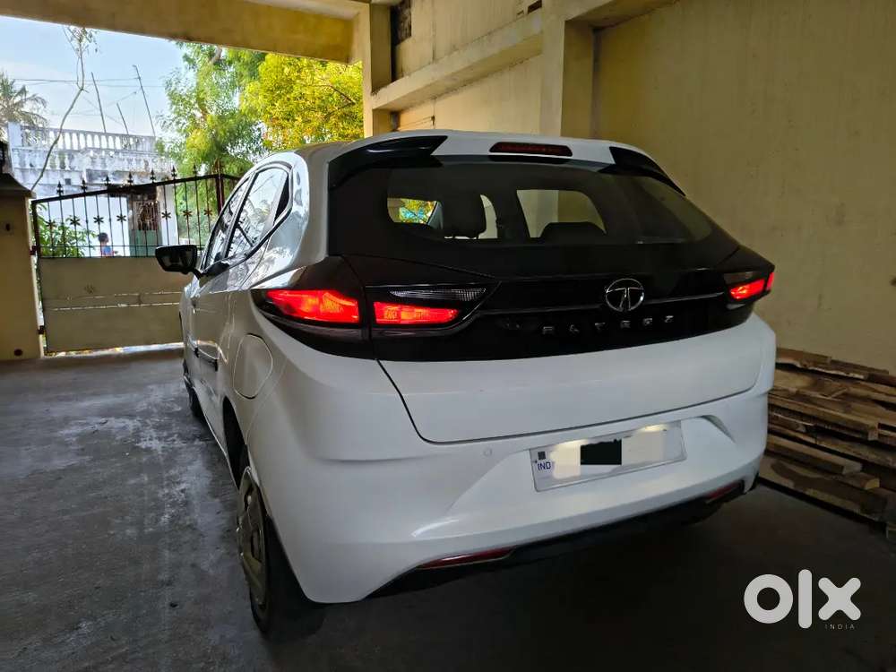 Tata Altroz 1.2 Xe 2020 Petrol