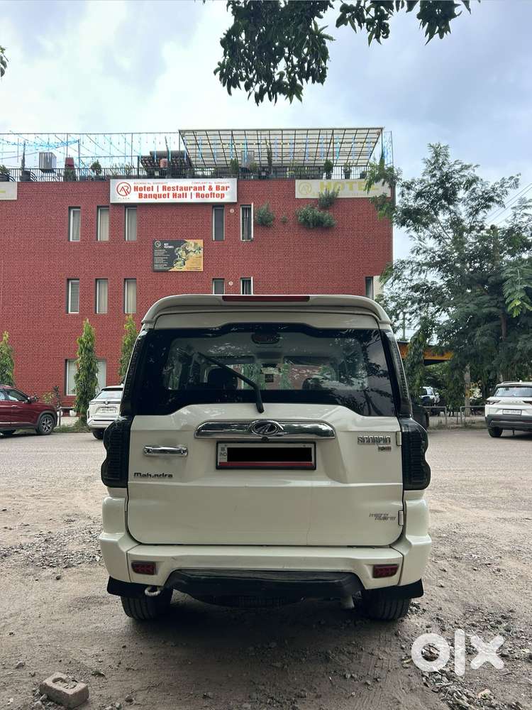 Mahindra Scorpio Classic 2.2 S 11 Mt 7 Str, 2019, Diesel