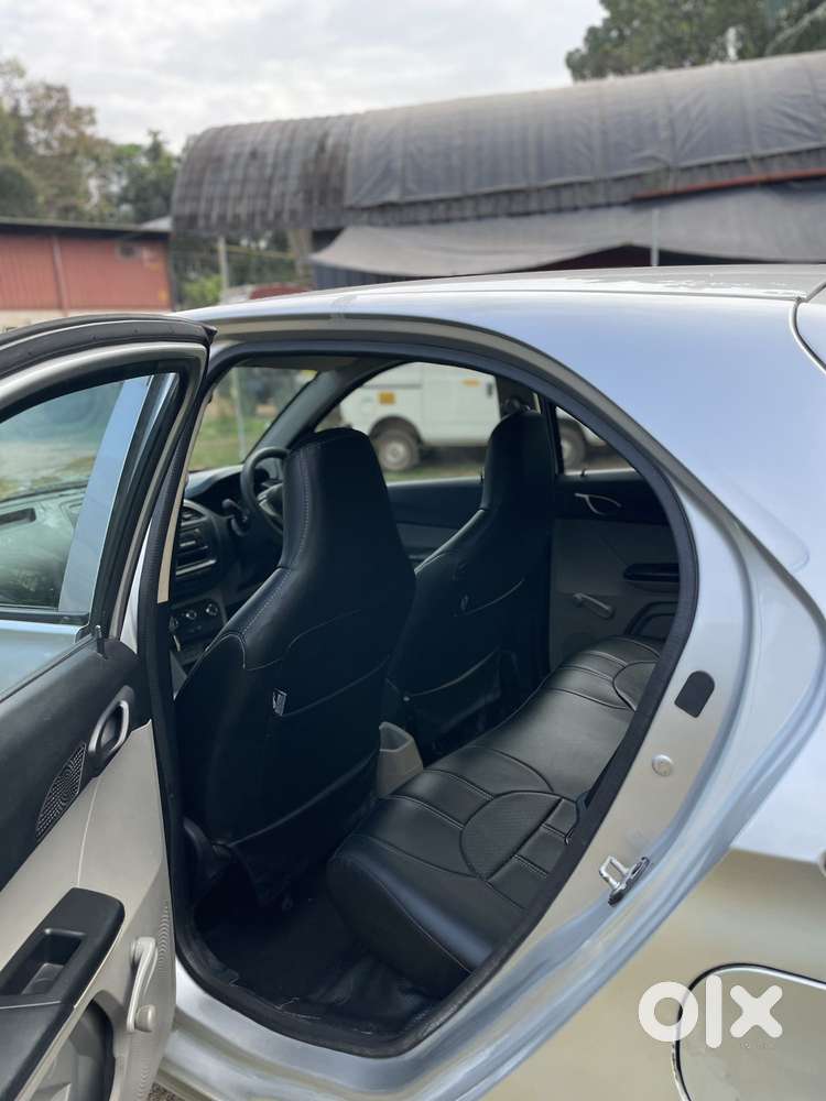 Tata Tiago Xe, 2017, Petrol