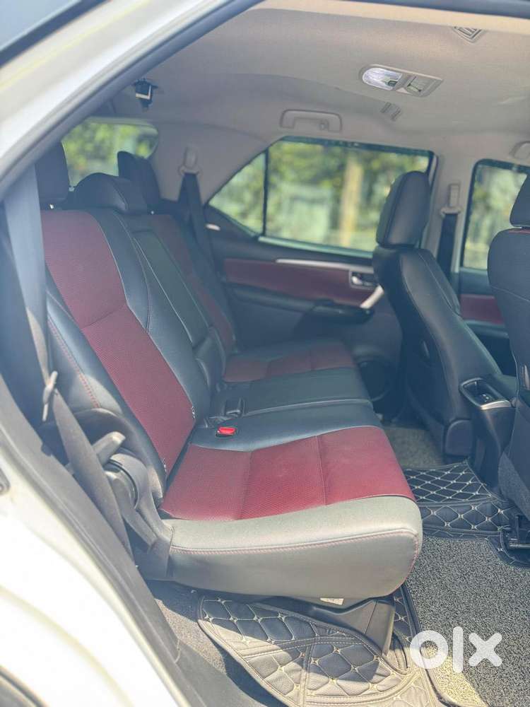 Toyota Fortuner Legender 4x2 At 2.8, 2023, Diesel