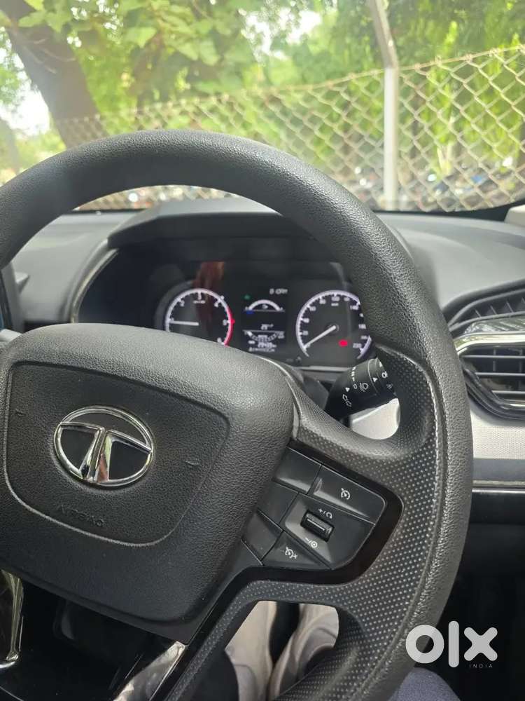 Tata Harrier Dark Edition 30k Km Drive Like New Car