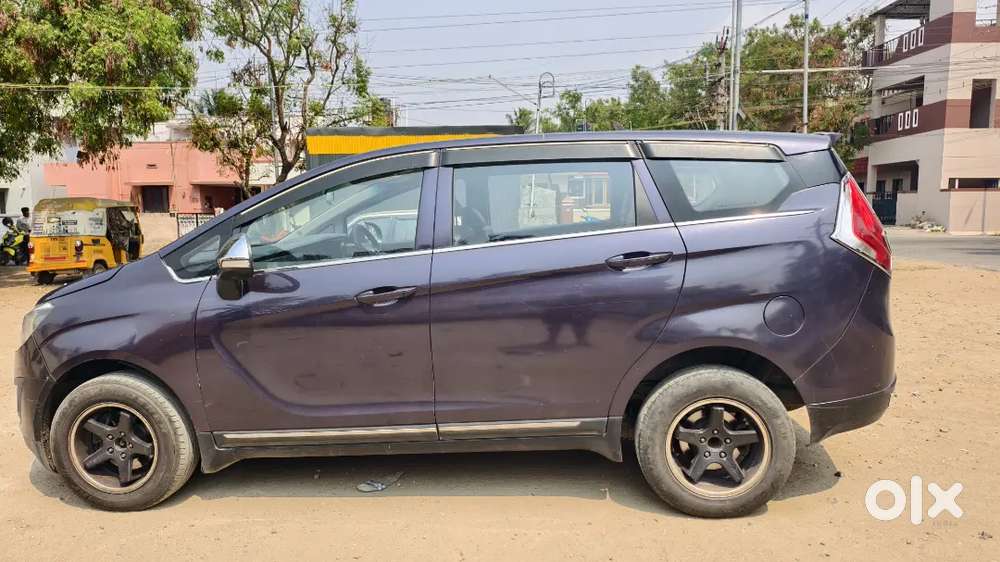 Mahindra Marazzo M4 (2019) - Service History Available
