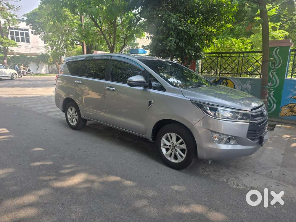 Toyota Innova Crysta 2.4 G Mt 7 Str, 2018, Diesel