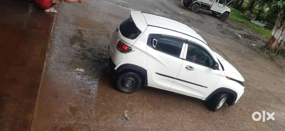 Mahindra Kuv100 Nxt Petrol Manual 2018