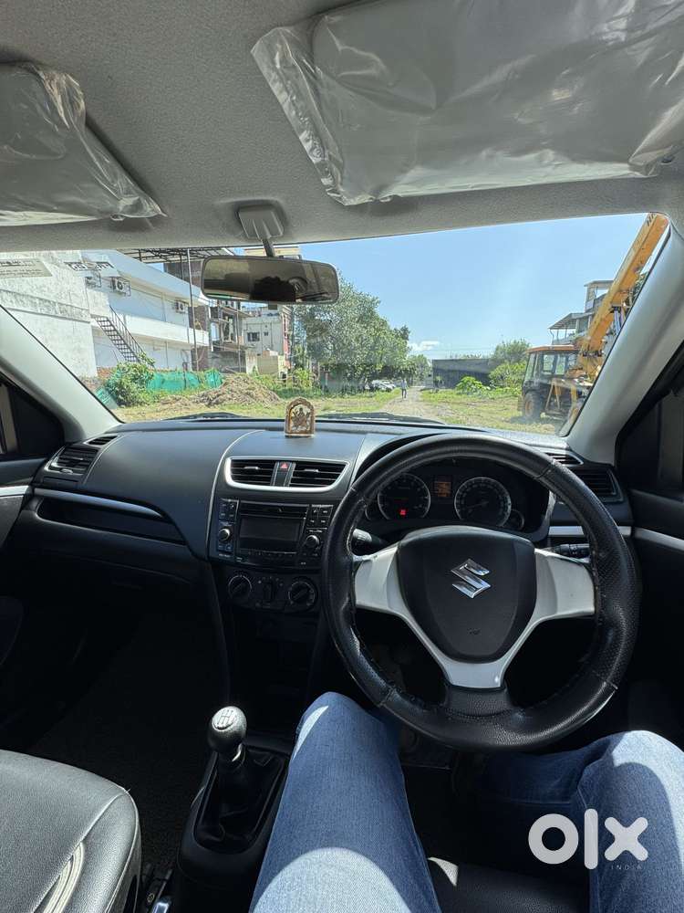 Maruti Suzuki Swift Vxi Optional, 2016, Petrol