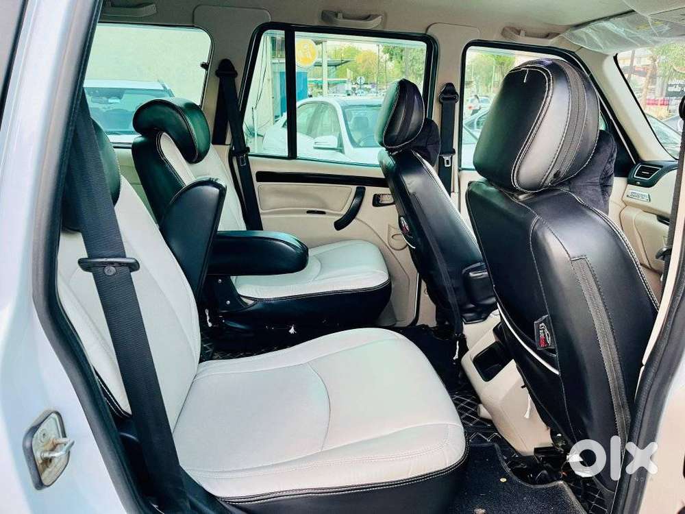 Mahindra Scorpio Classic 2.2 S 11 Mt 7 Str, 2024, Diesel