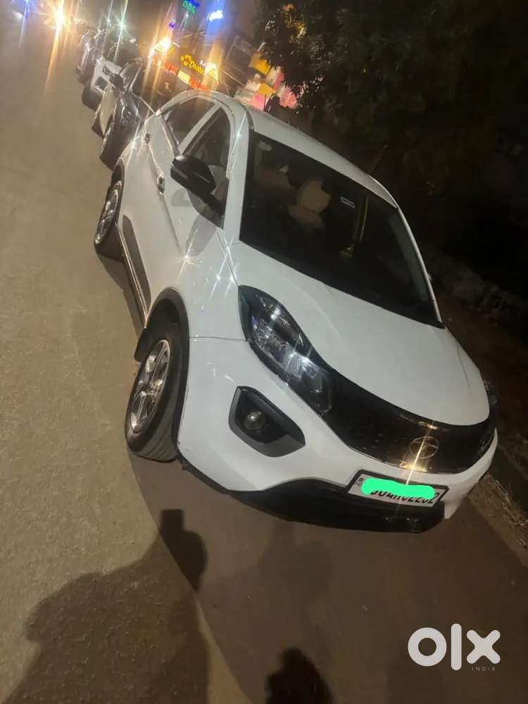 Tata Nexon 2018 Petrol 94000 Km Driven