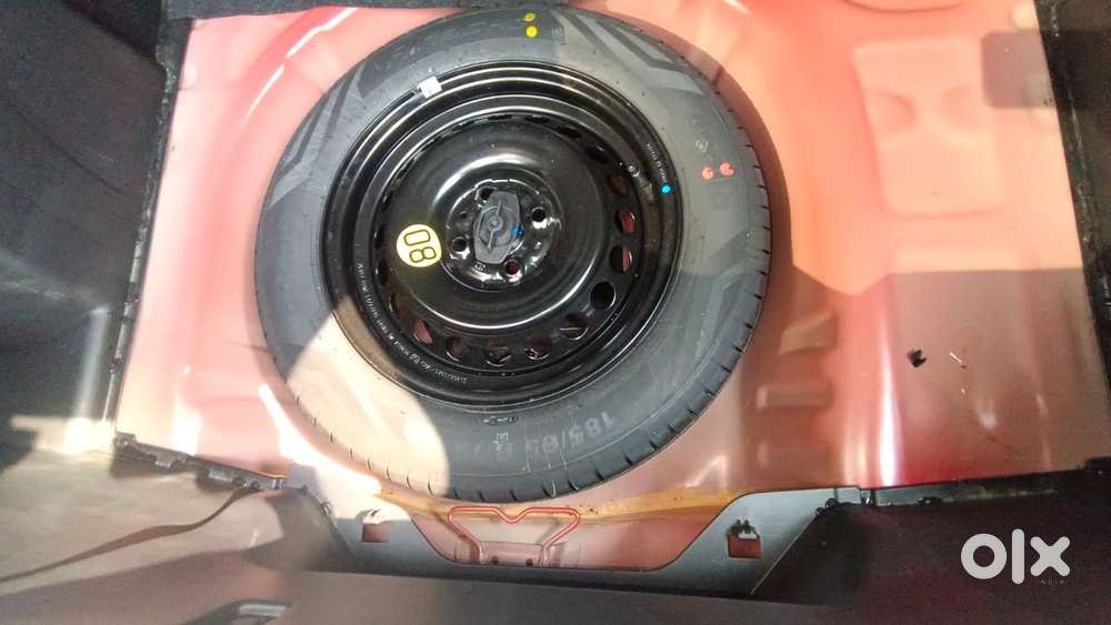 Toyota Glanza 1.2 V Amt, 2024, Petrol