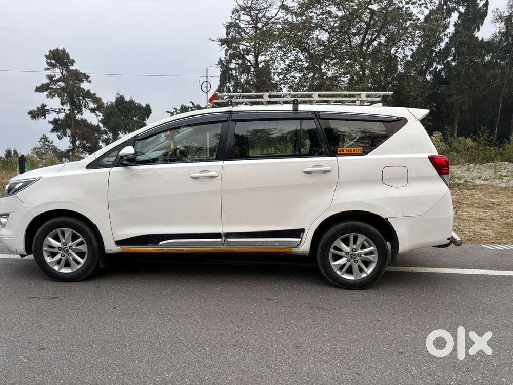 Toyota Innova Hycross 2.0 G-slf 8 Str, 2018, Diesel