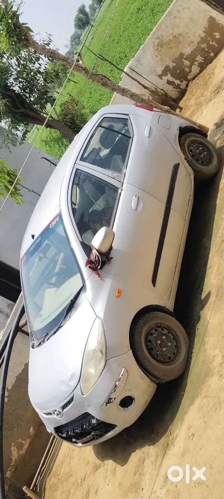 Grand I 10 Gadi Hai Raning 97000