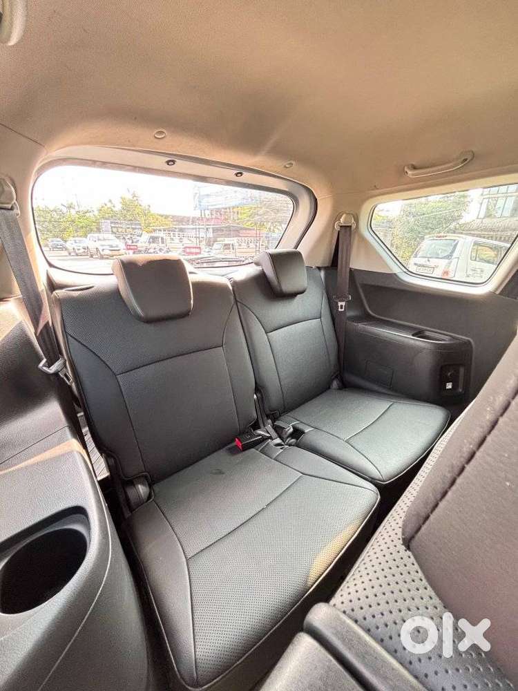 Maruti Suzuki Xl6 1.5 Alpha Plus Mt, 2022, Petrol