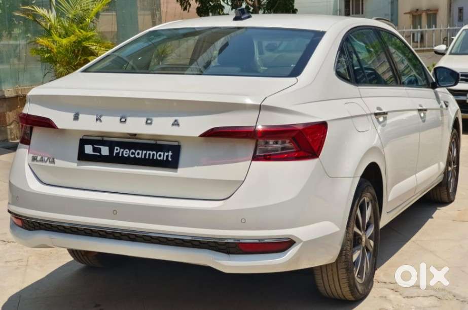 Skoda Slavia 1.0 Tsi Style At, 2024, Petrol