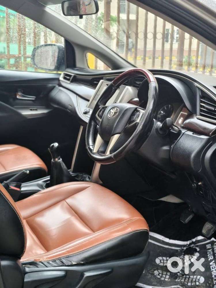 Toyota Innova Crysta 2.4 V, 2017, Diesel