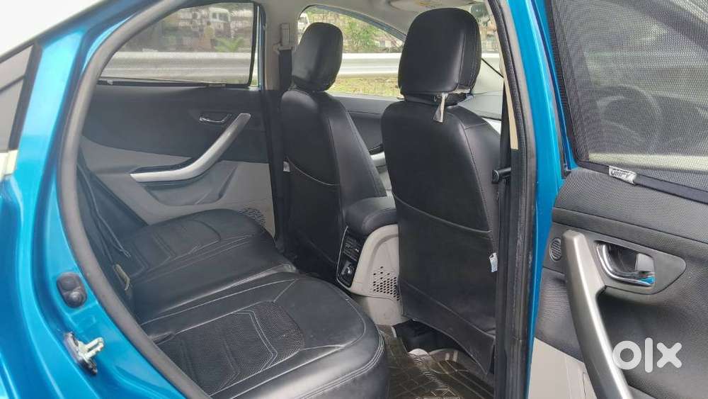 Tata Nexon 1.2 Revotron Xma, 2018, Petrol