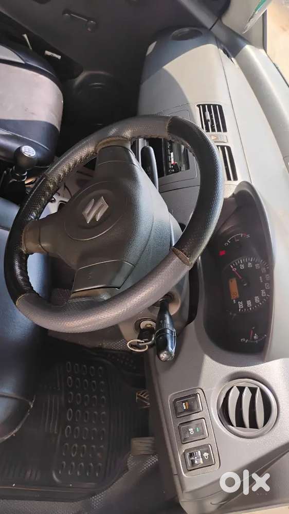 Maruti Suzuki Swift Dzire Tour 2012 Diesel Well Maintained