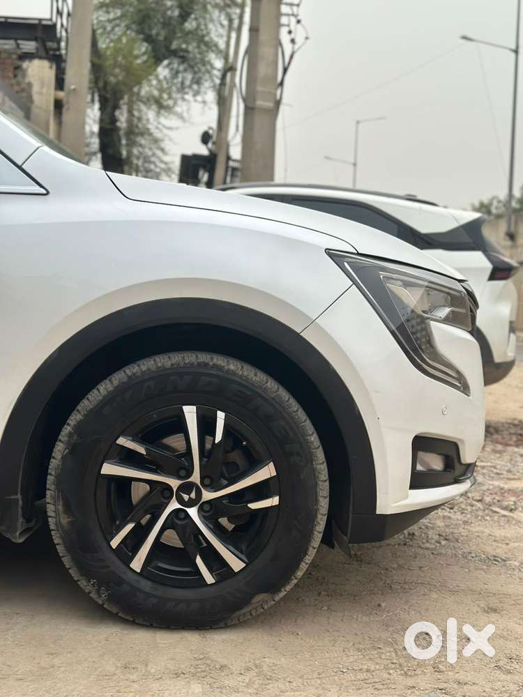 Mahindra Xuv700 2.2 Ax 5 Diesel At Str, 2023, Diesel