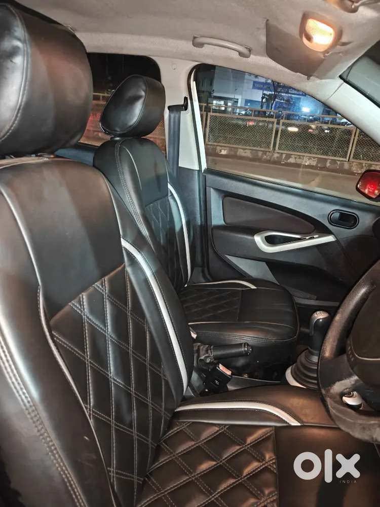Ford Fiesta 2010 Year Car