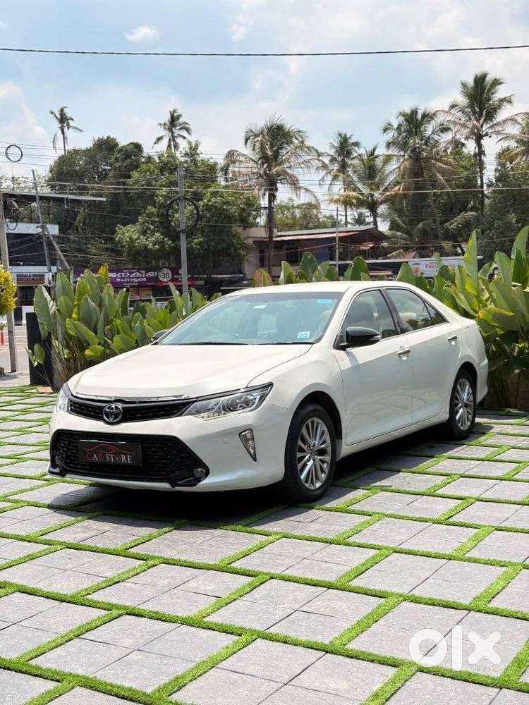 Toyota Camry Hybrid, 2018, Diesel