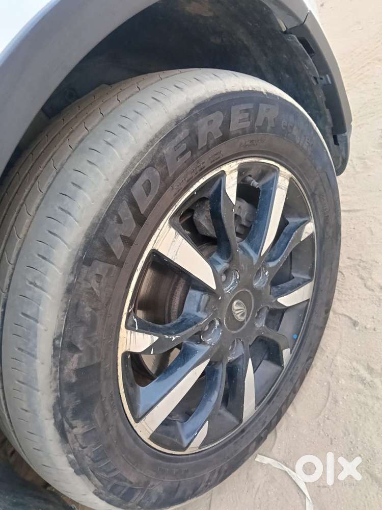 Mahindra Xuv500 W11 Option, 2018, Diesel