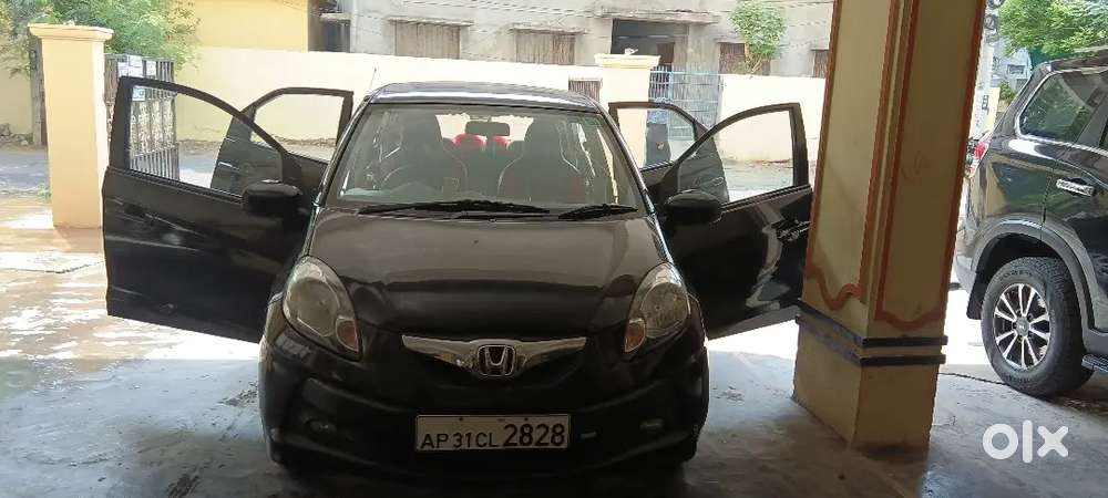 Honda Brio 2014 Petrol 88000 Km Driven