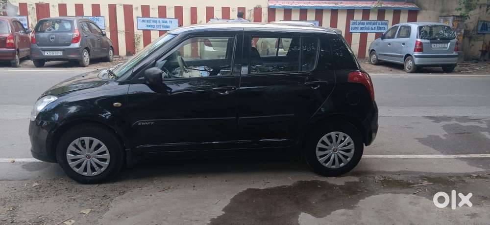 Maruti Suzuki Swift Vxi + Manual, 2006, Petrol