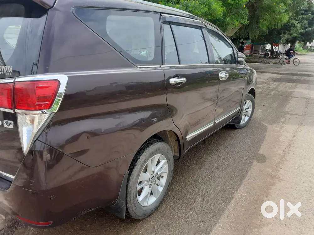 Toyota Innova Crysta 2017 Diesel Manual