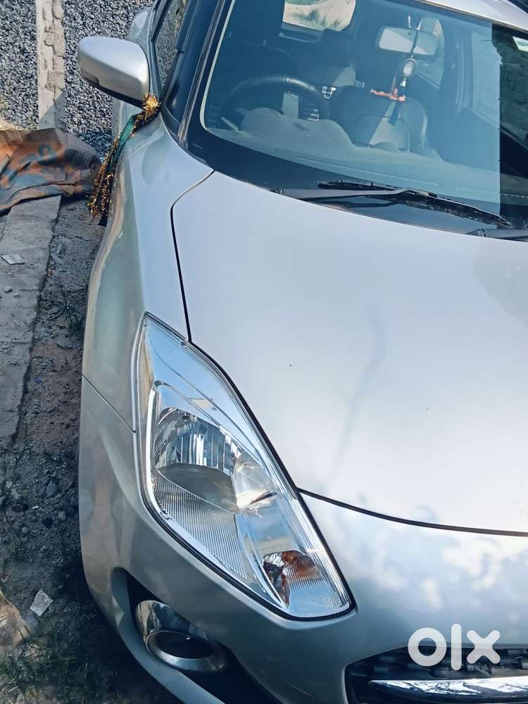 Maruti Suzuki Swift Vxi 1.2 Abs Bs-iv, 2022, Petrol